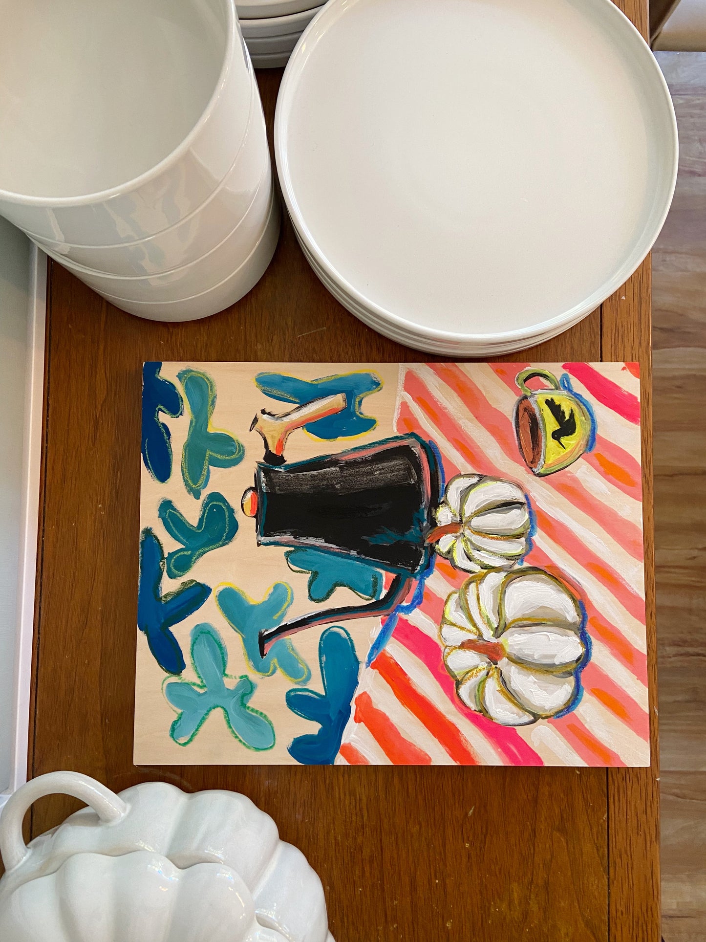 White pumpkins and tea.